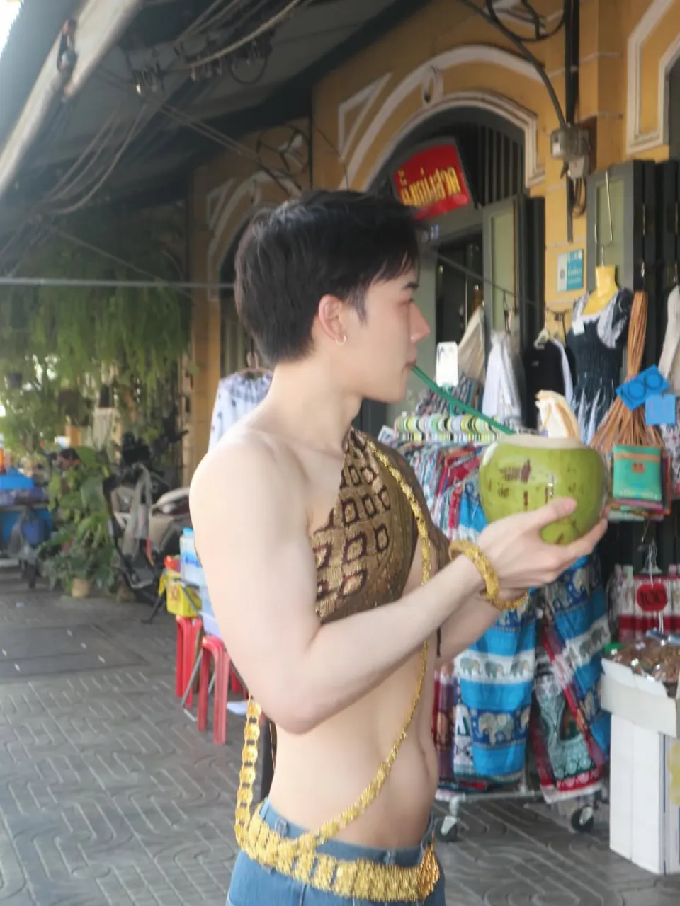 รูปงามดั่งไทย