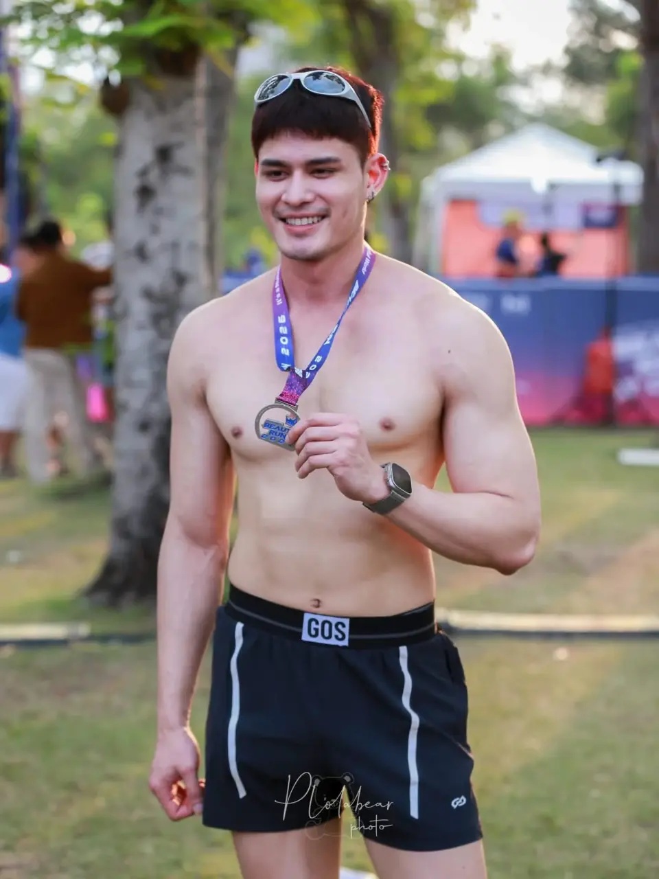 วิ่งไปแซ่บไป