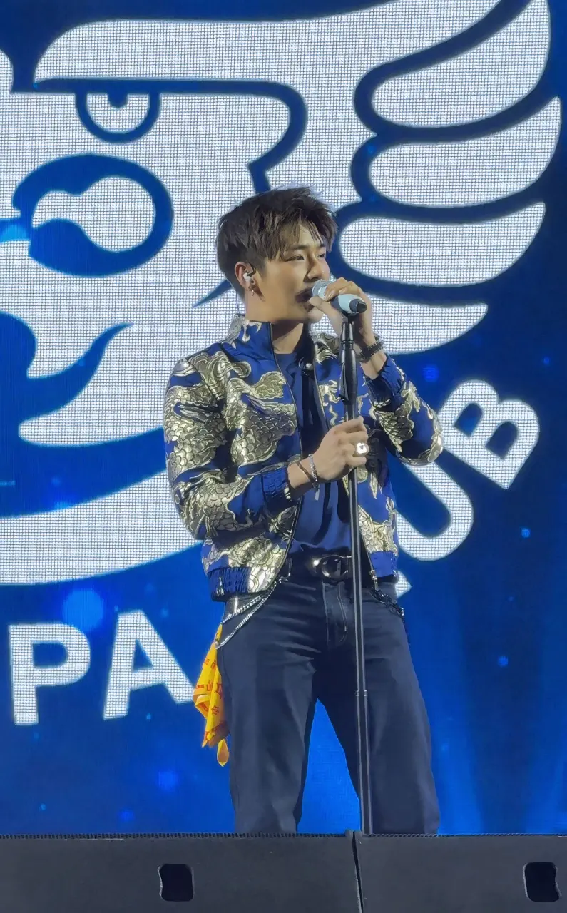 ACTOR & SINGER,MODEL : Tinwiphat Khueankaew