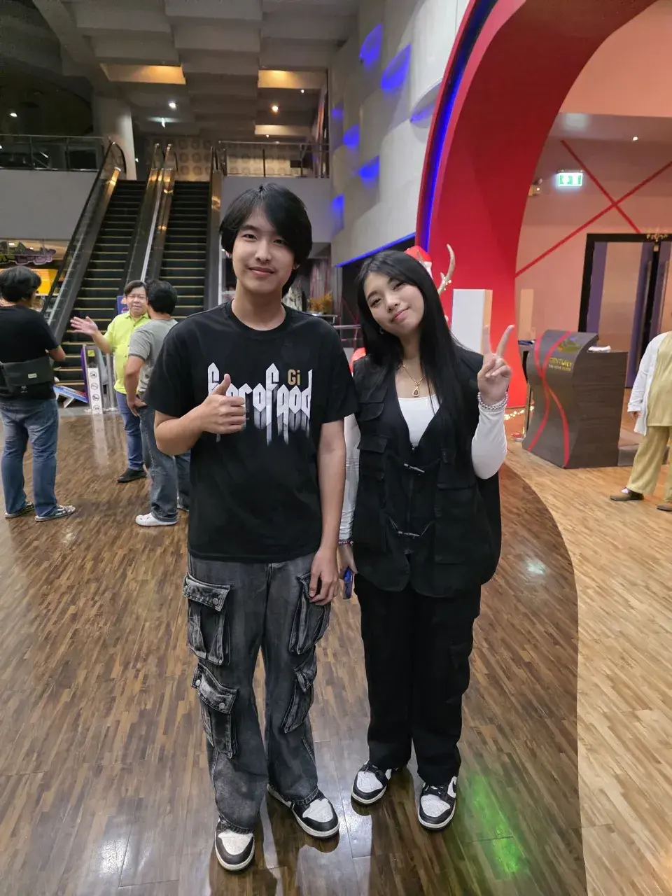 เปิดประวัติ ธันวา บุษประจง หรือที่รู้จักกันในชื่อ ธันวา พาทัวร์ นักแสดงนำเรื่อง คิดถึงสมุทรสาคร ค่ายหนุมานฟิล์ม