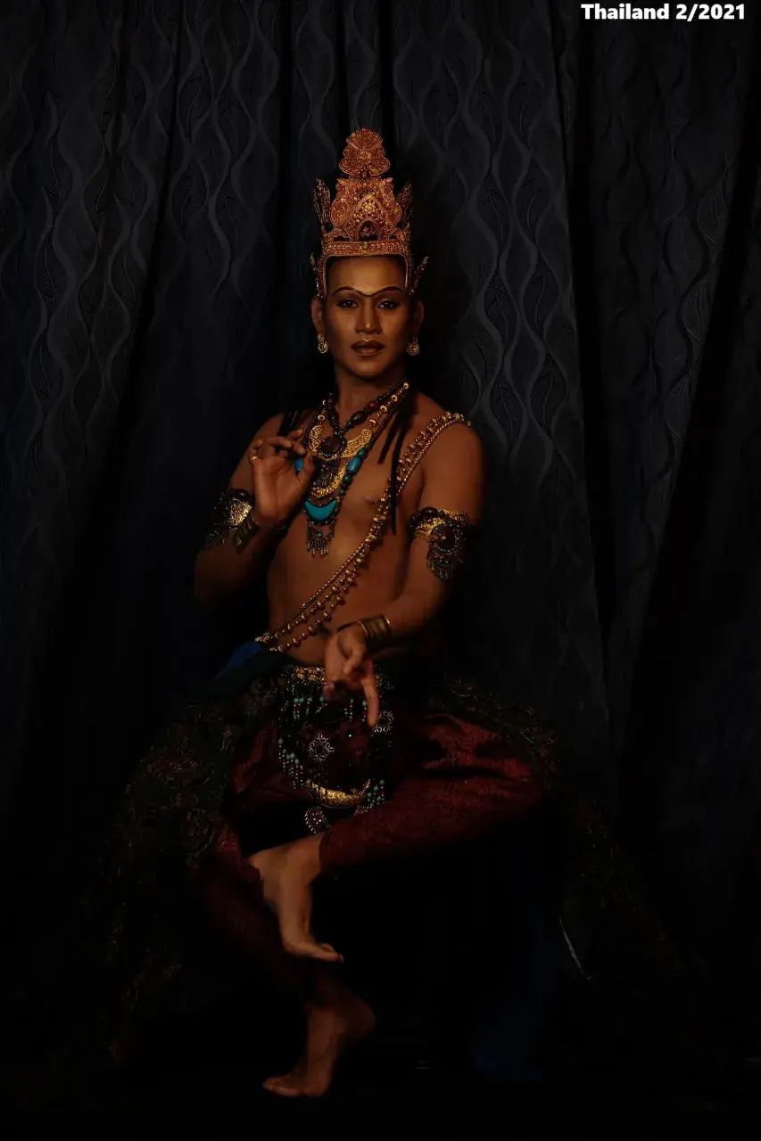 Thai Model in Srivijaya Period Costume 🇹🇭