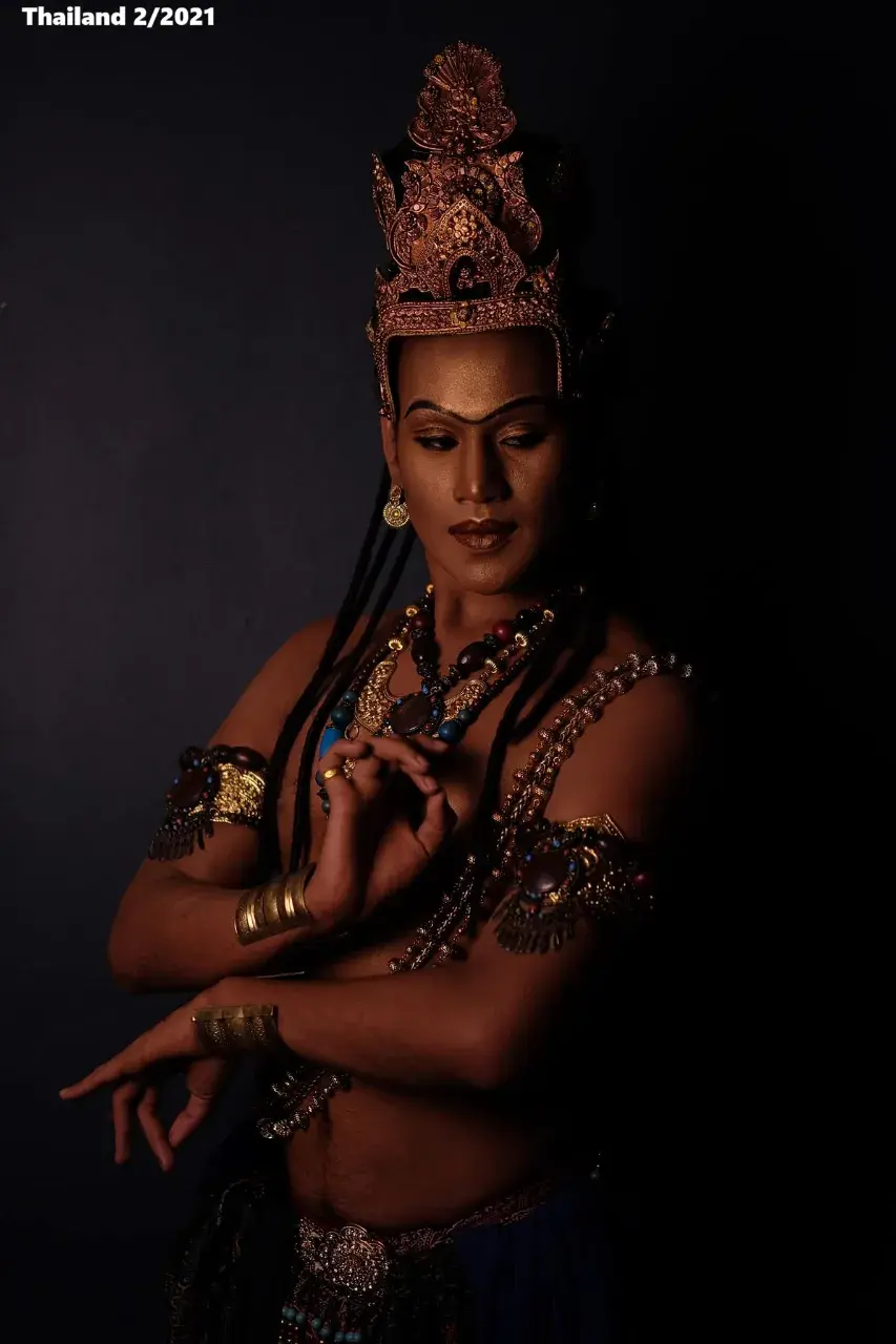 Thai Model in Srivijaya Period Costume 🇹🇭