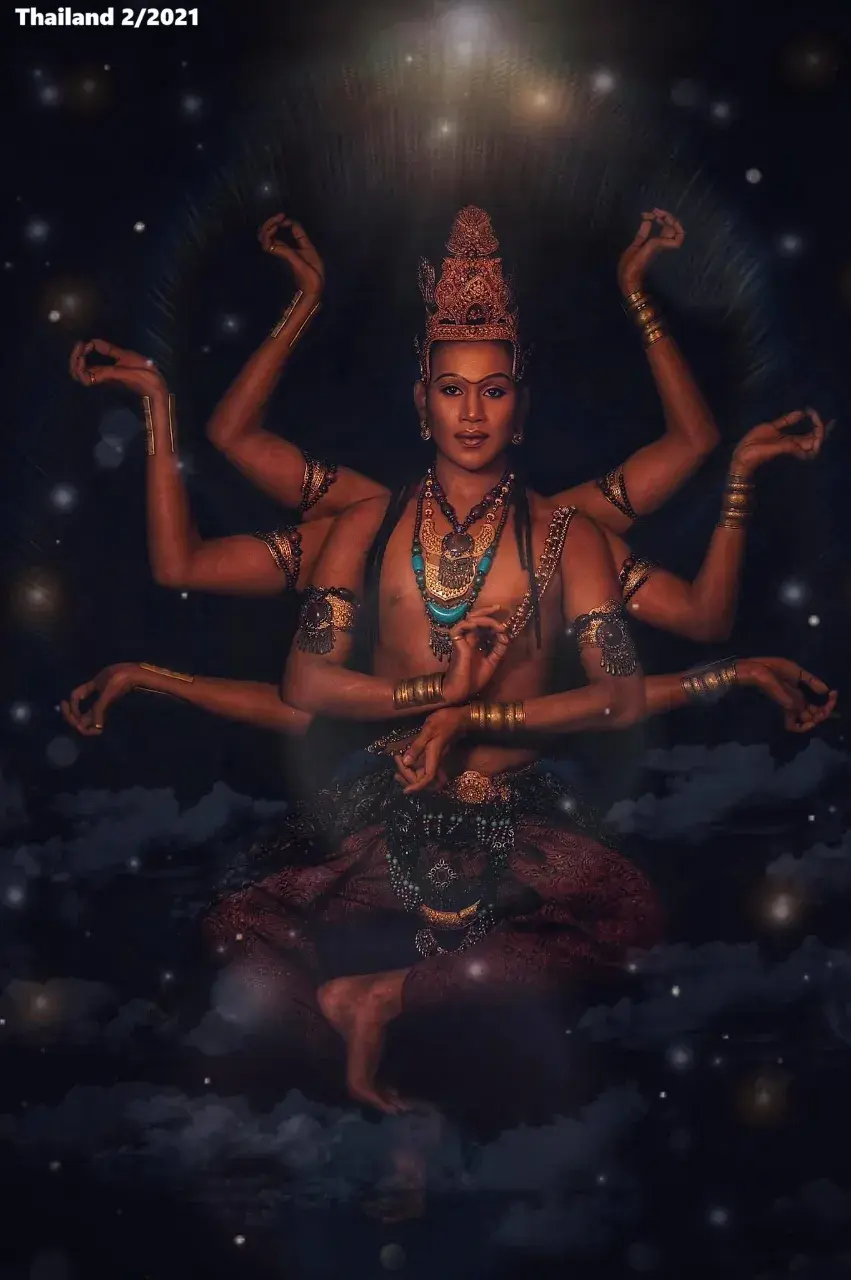 Thai Model in Srivijaya Period Costume 🇹🇭