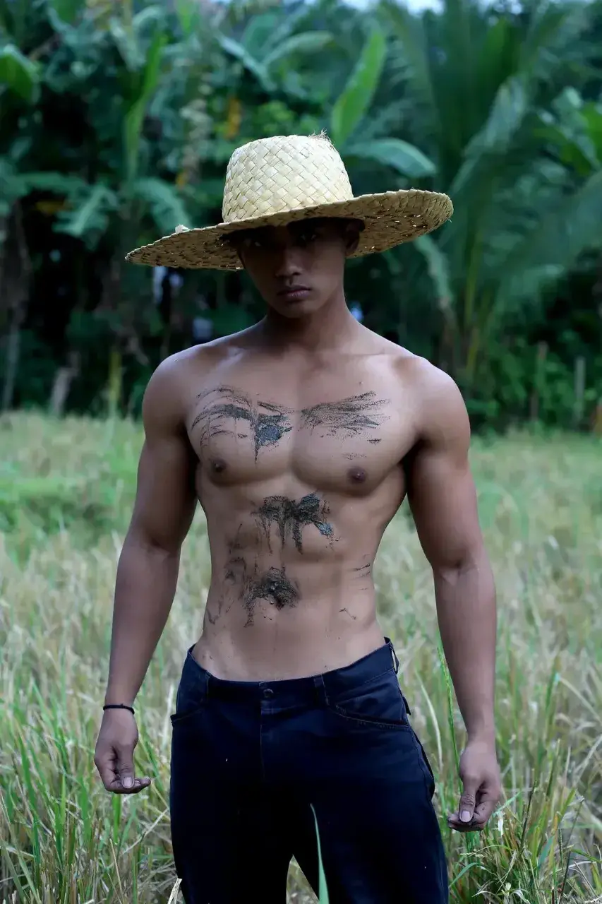 หนุ่ม..บ้านทุ่ง