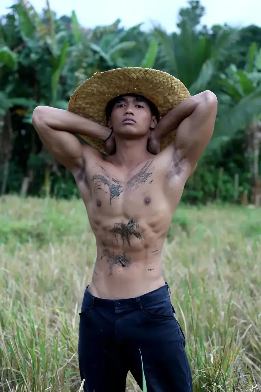 หนุ่ม..บ้านทุ่ง