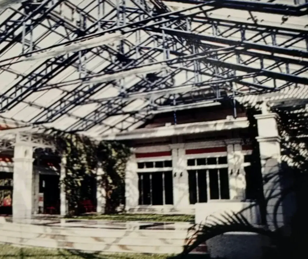 Dusidalai Pavilion at Chitralada Palace, Bangkok, Thailand "ศาลาดุสิดาลัย"