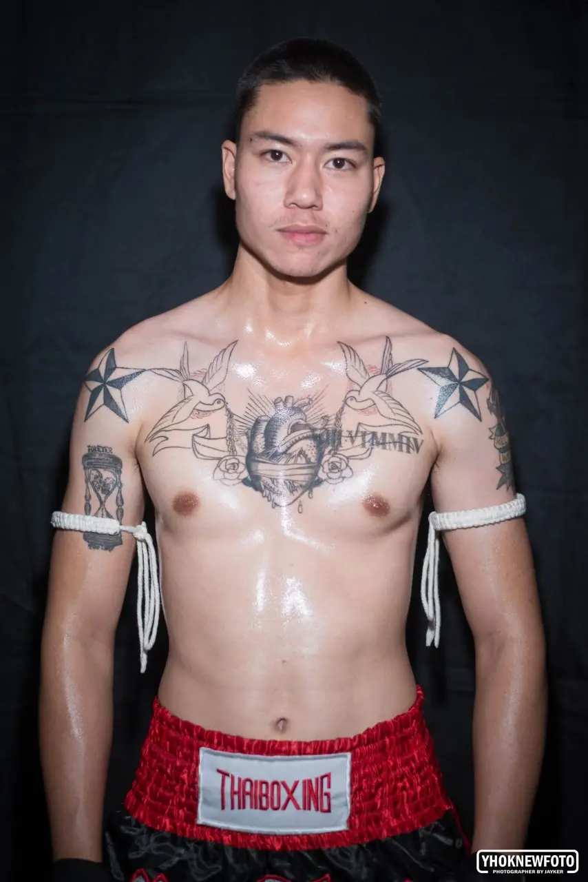 รูปหล่อเร้าอารมณ์ . 15