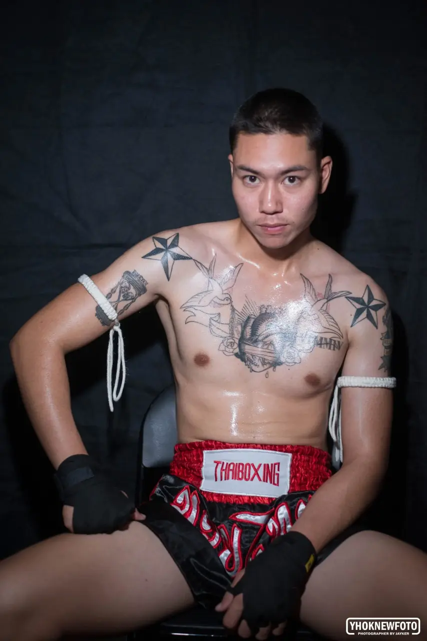 รูปหล่อเร้าอารมณ์ . 15