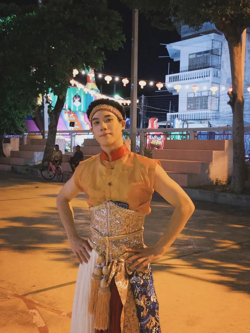 รูปหล่อเร้าอารมณ์ . 16