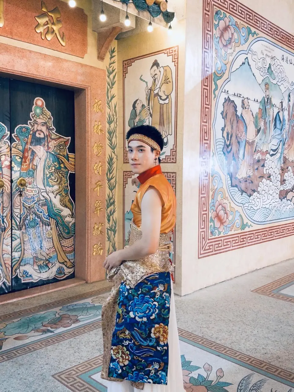 รูปหล่อเร้าอารมณ์ . 16