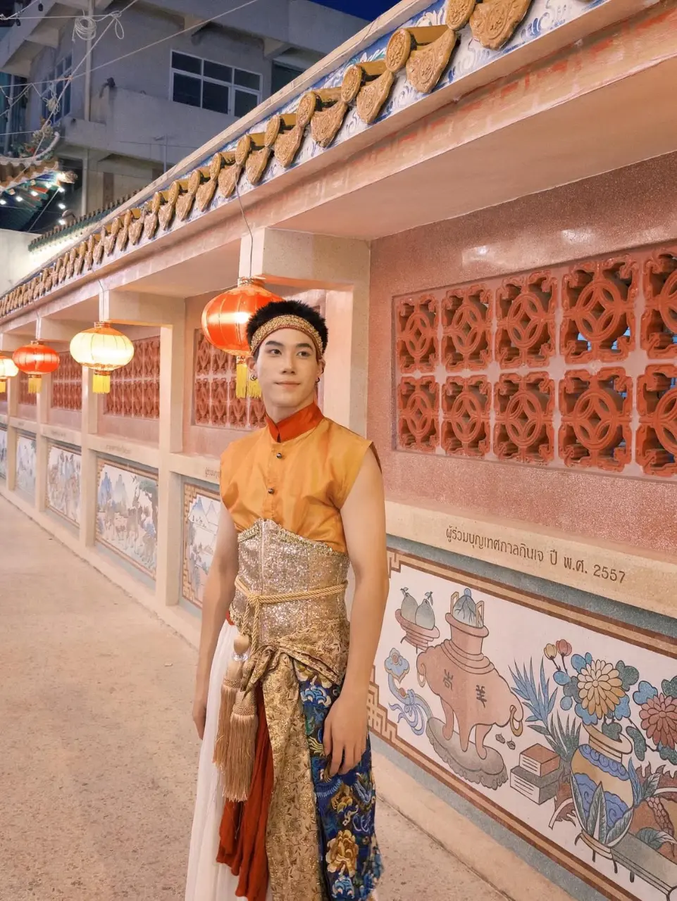 รูปหล่อเร้าอารมณ์ . 16