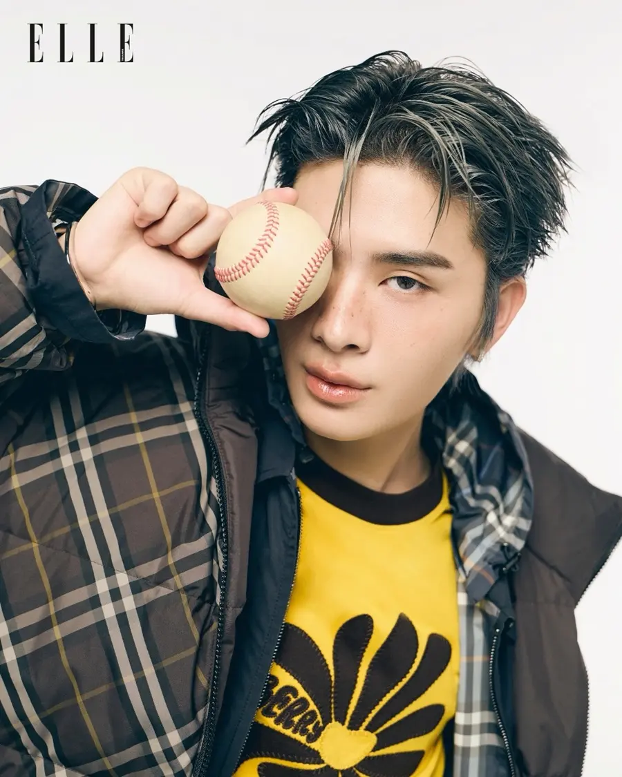 BUS because of you i shine @ ELLE Crush February 2026