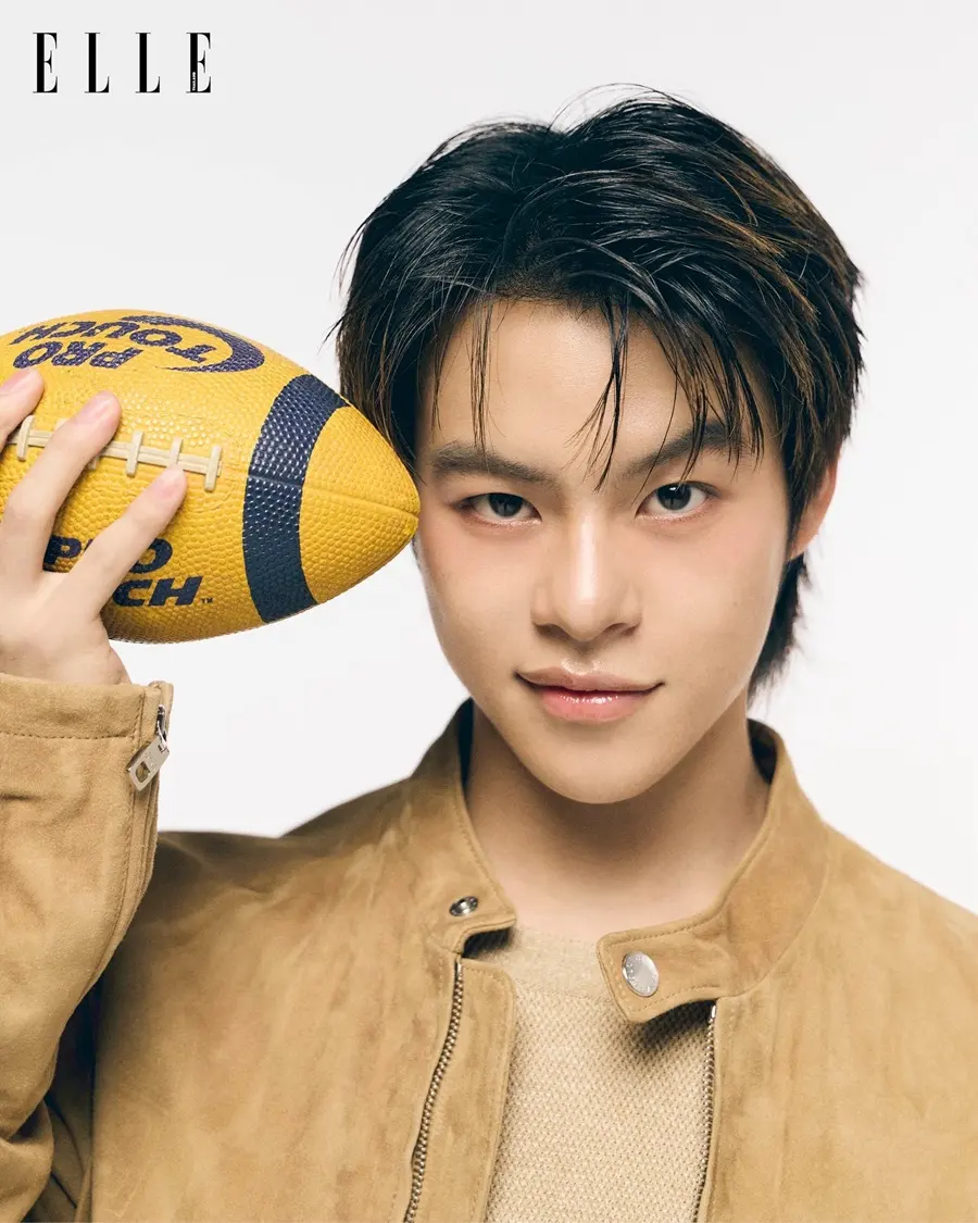 BUS because of you i shine @ ELLE Crush February 2026