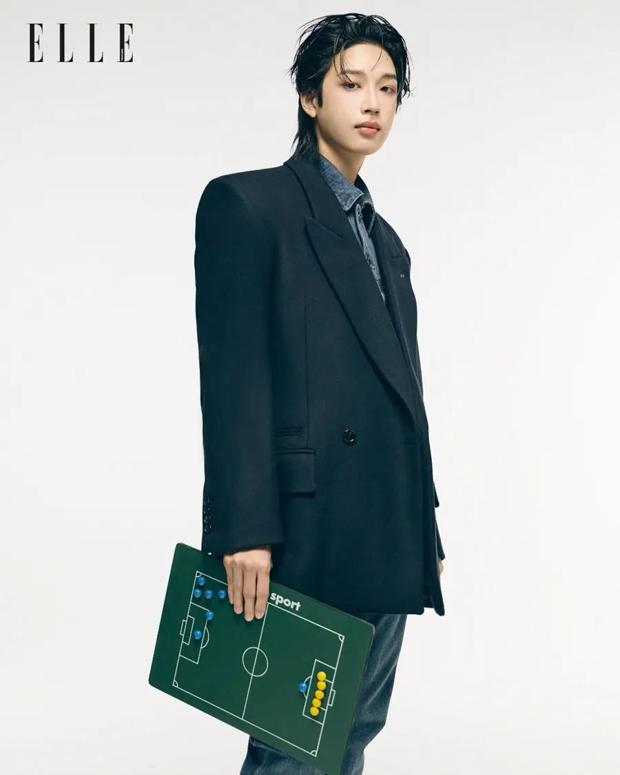 BUS because of you i shine @ ELLE Crush February 2026