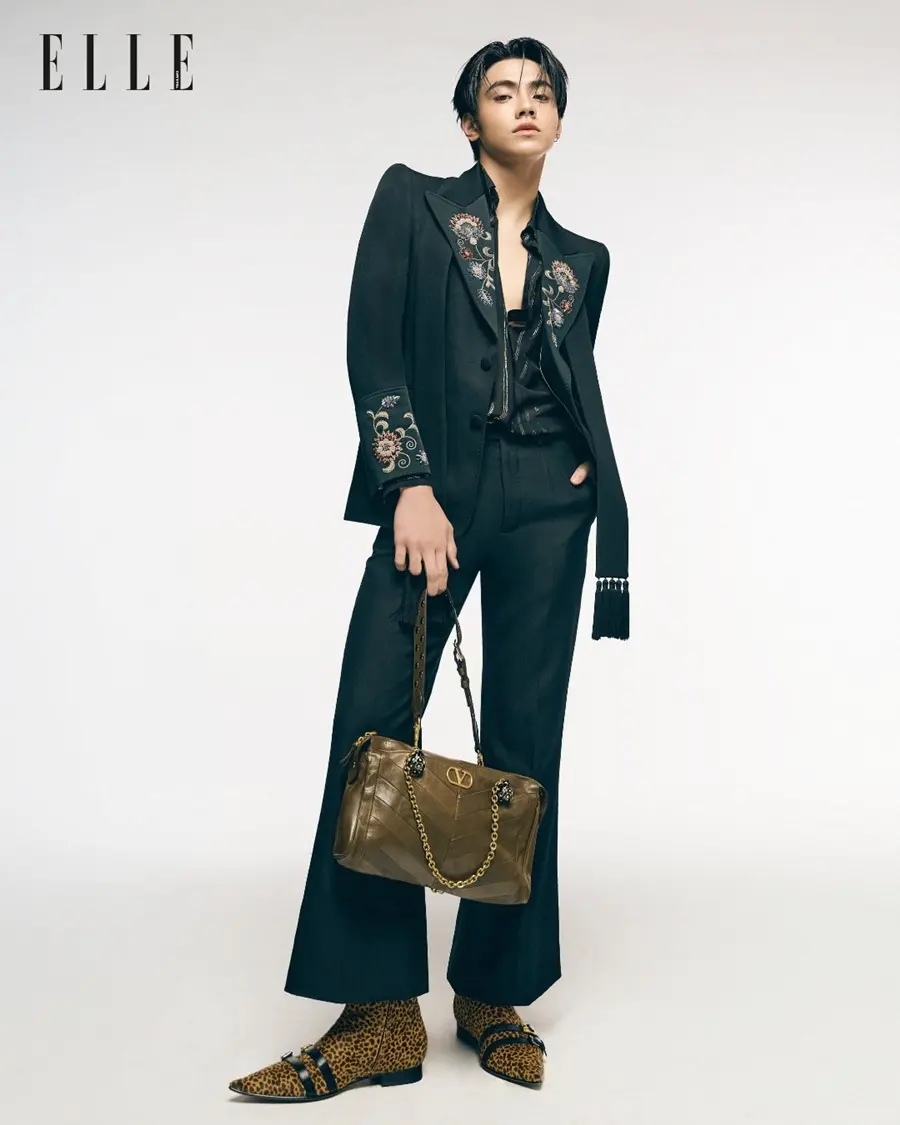 BUS because of you i shine @ ELLE Crush February 2026