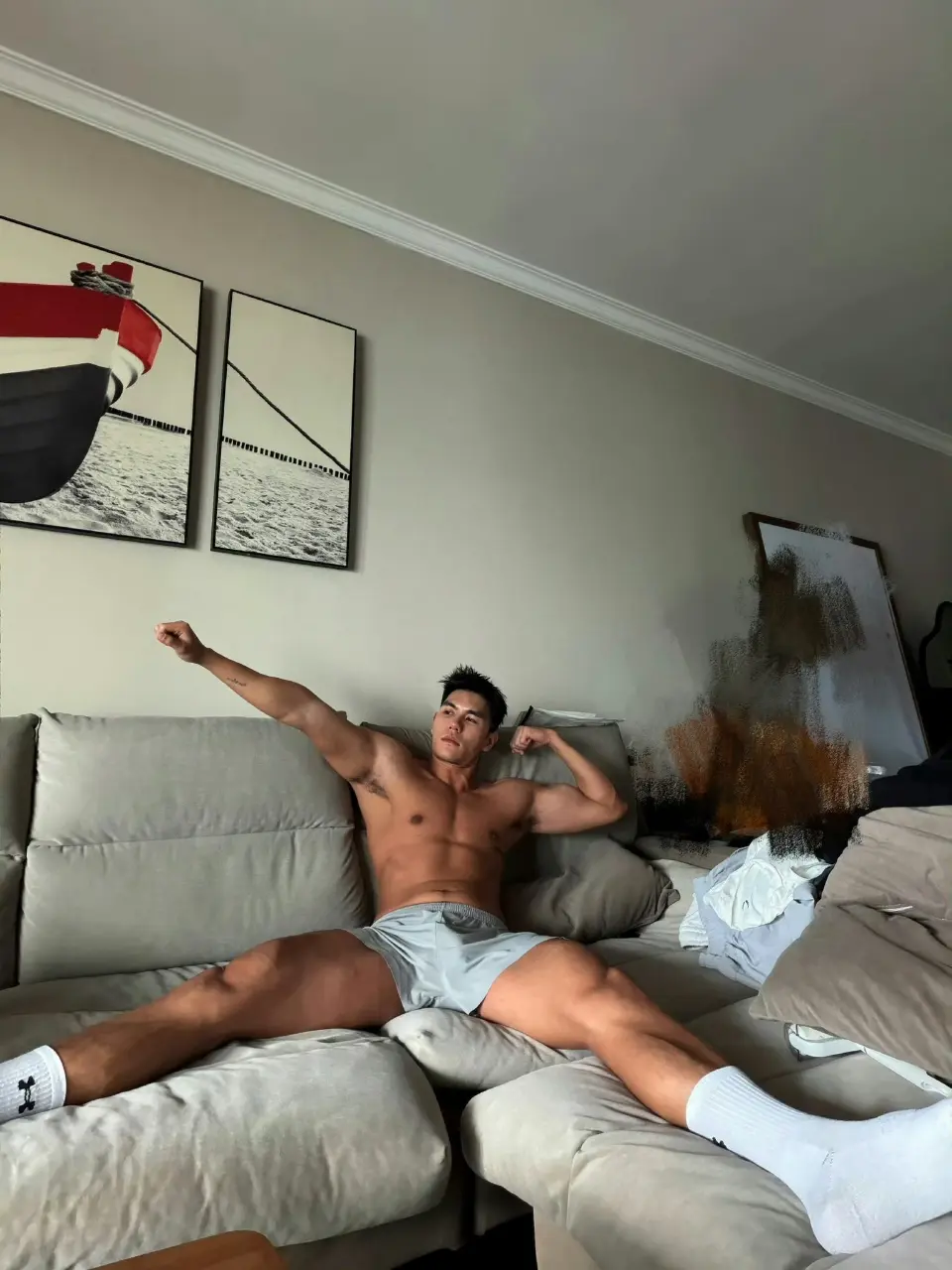 Recent photos of 给你宇宙飞船