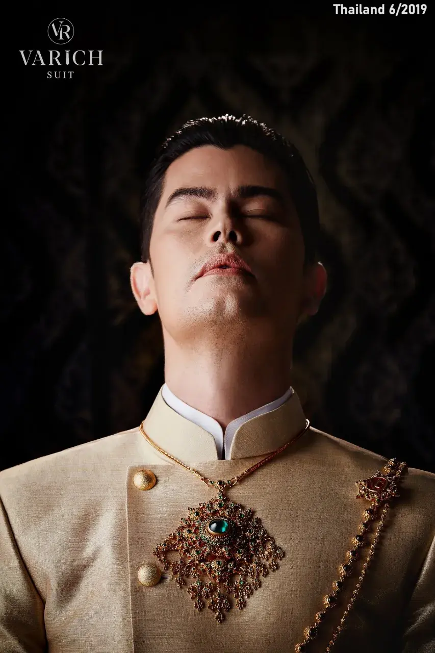 Aon Sarawut in Modern Thai Traditional Attires 🇹🇭