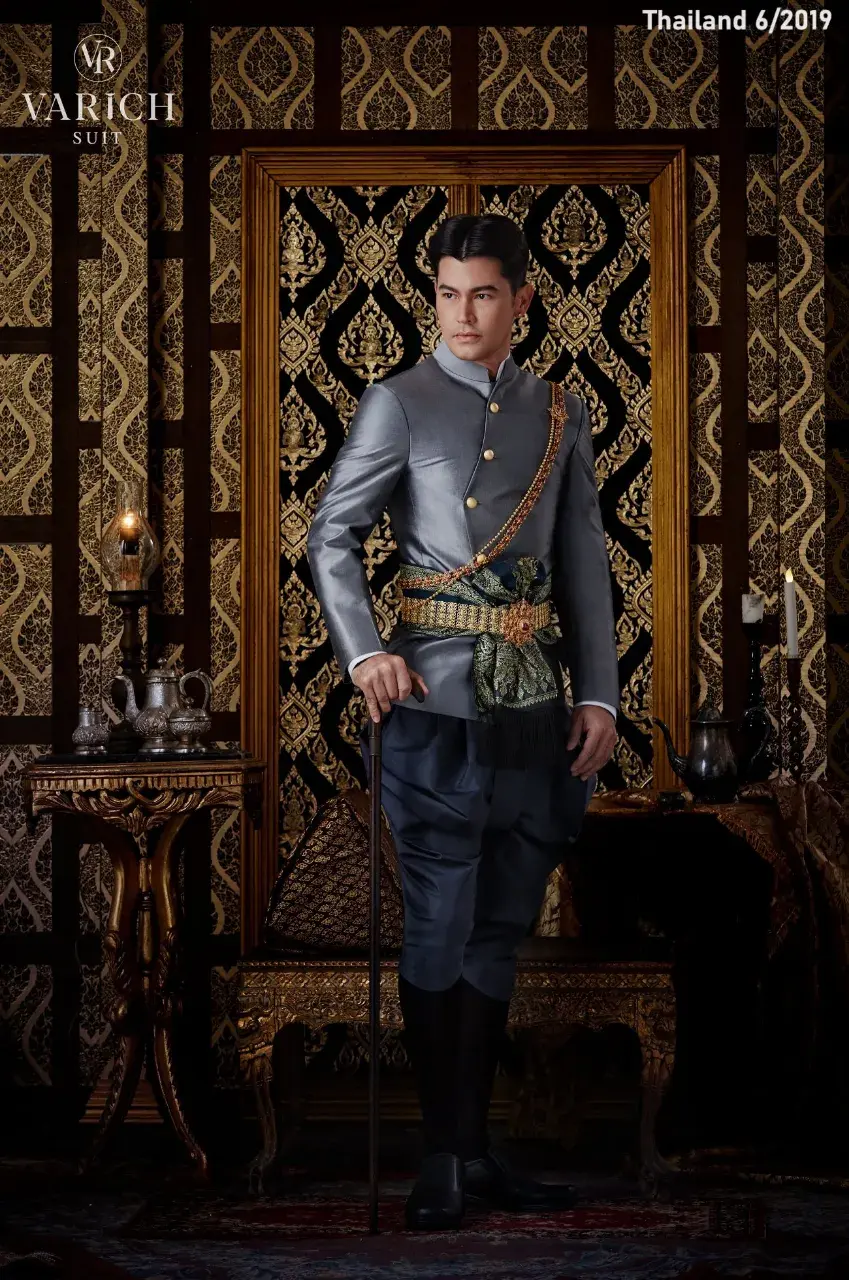 Aon Sarawut in Modern Thai Traditional Attires 🇹🇭