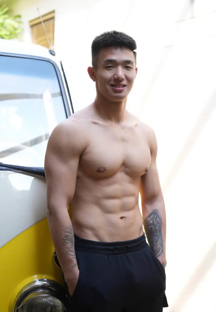 รูปหล่อเร้าอารมณ์ . 17