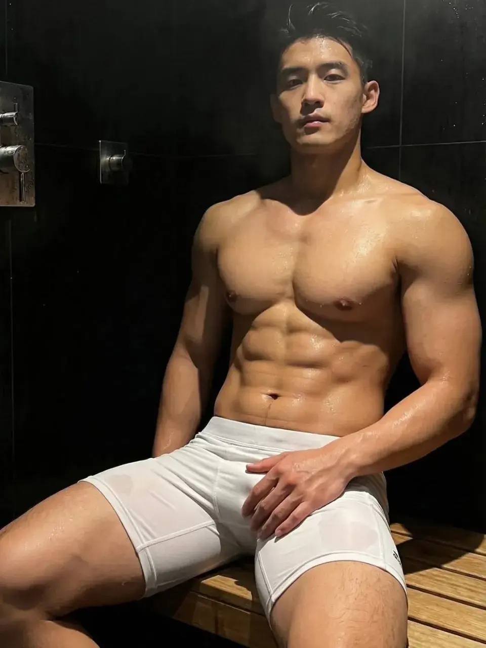 อิ่มสุดติ่ง