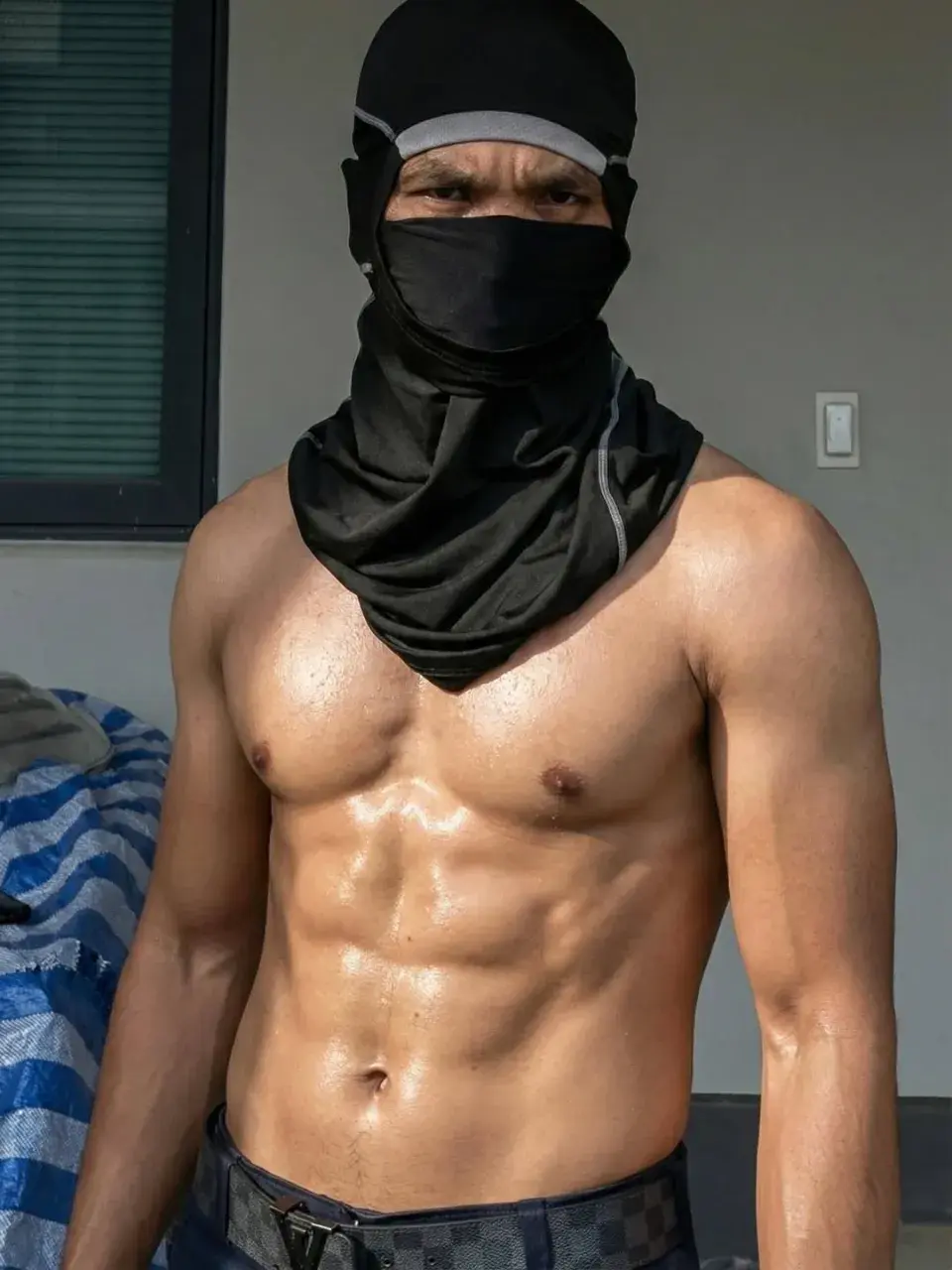 อิ่มสุดติ่ง