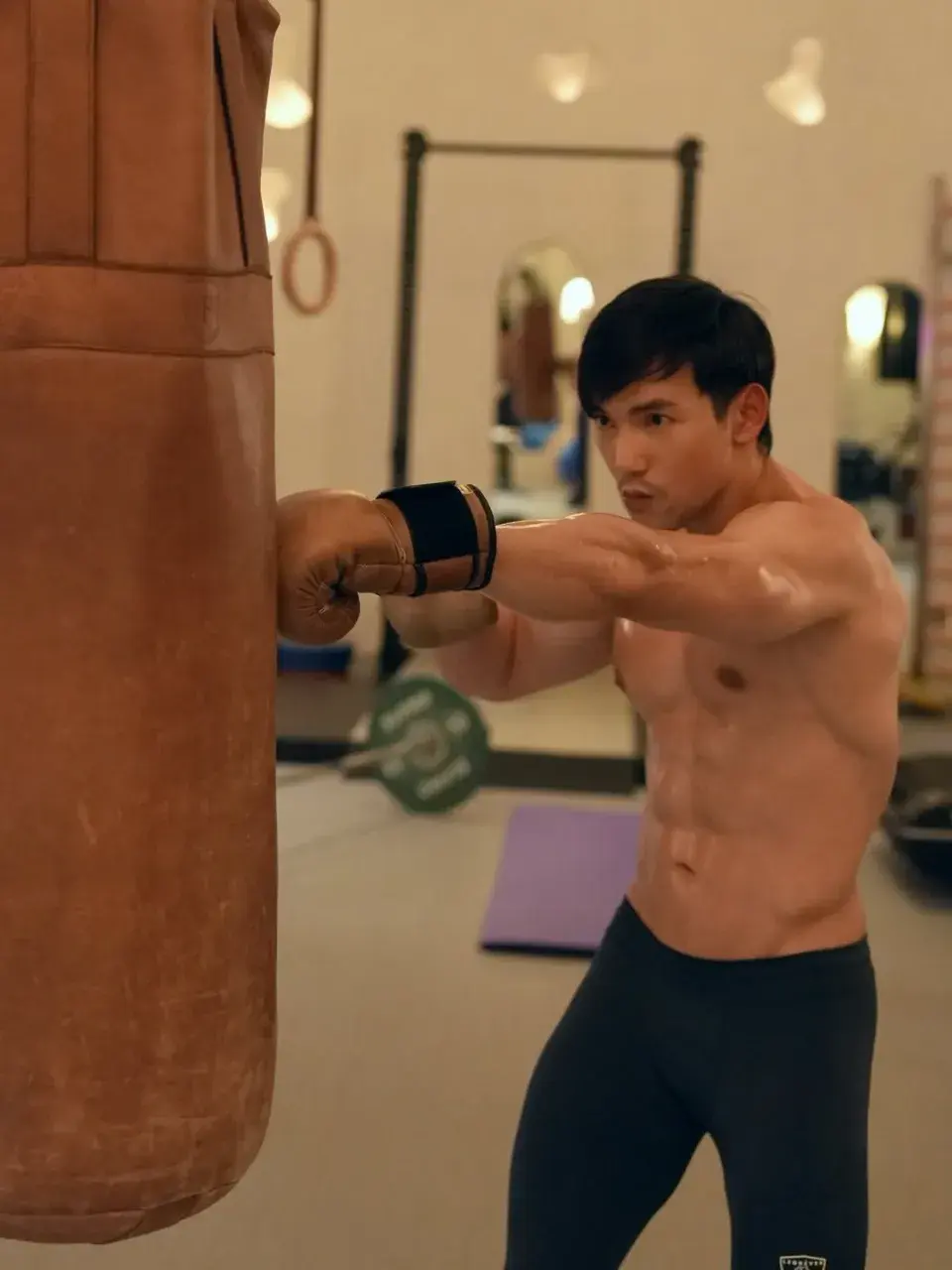 กล้ามนั้นนนนน..น้ำมันจะแตกเอานะ