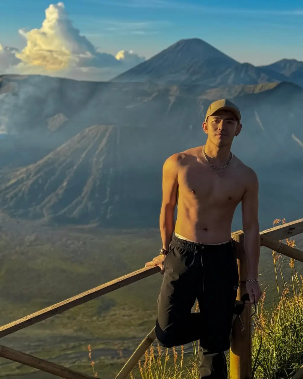 Dance Instructor : David Ang Hs 大衛洪