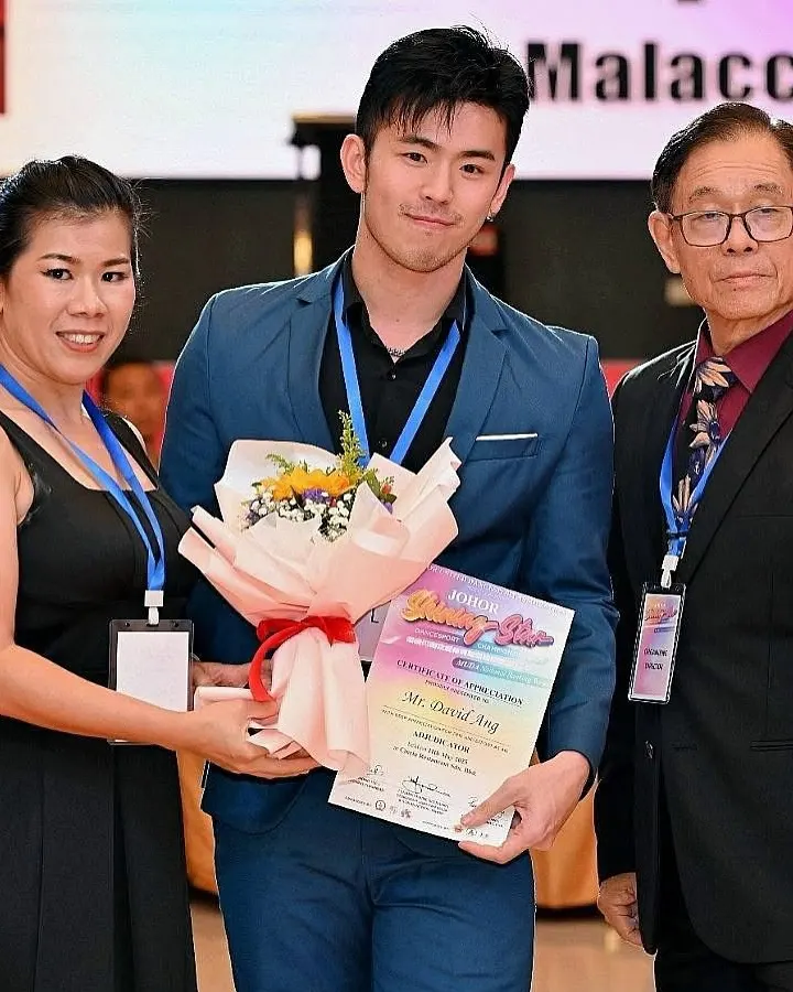 Dance Instructor : David Ang Hs 大衛洪