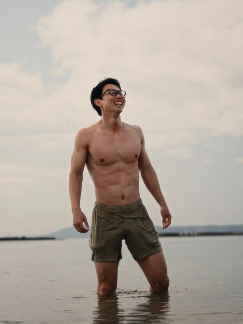 รูปหล่อเร้าอารมณ์ . 18