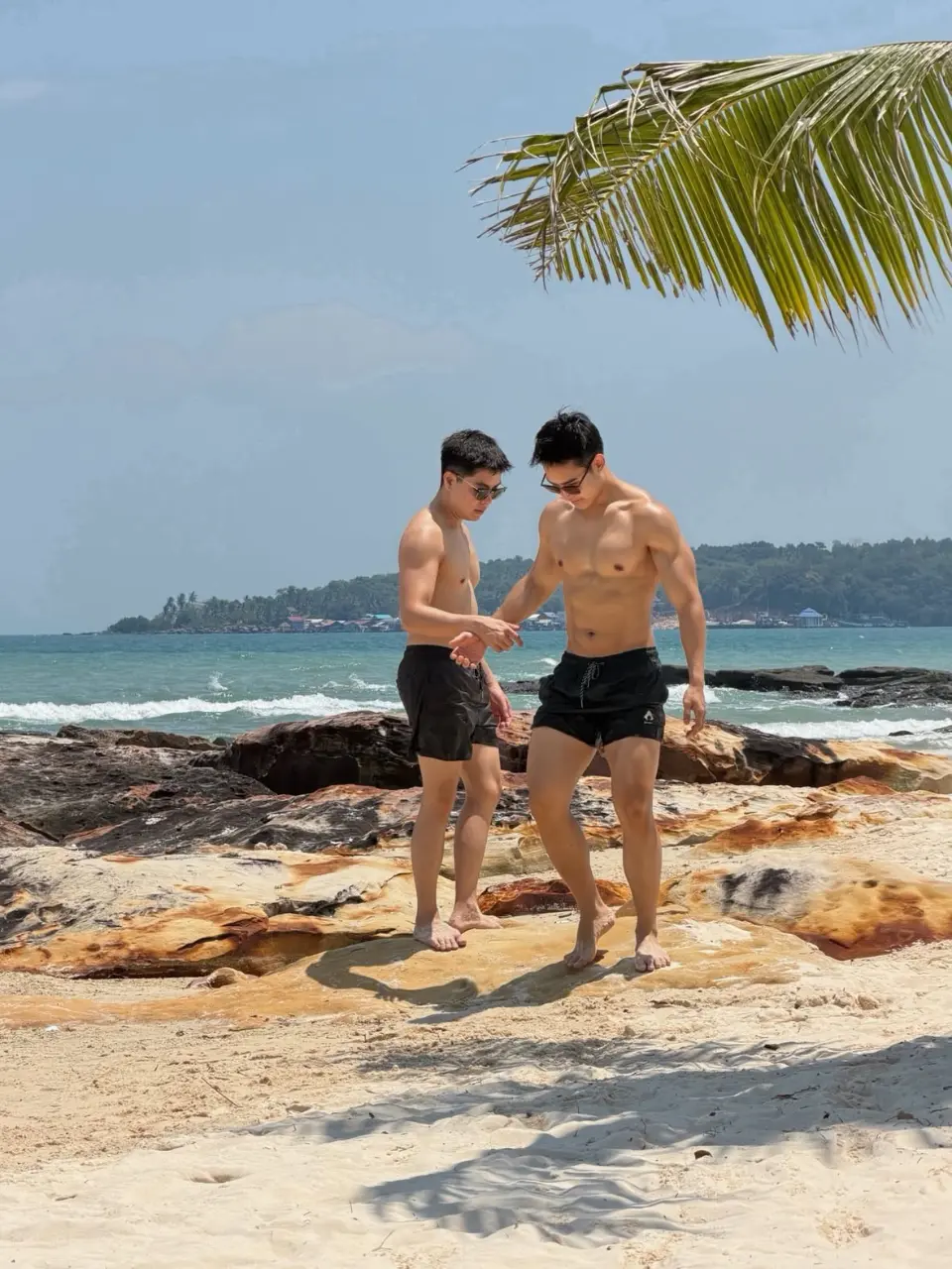 รูปหล่อเร้าอารมณ์ . 18