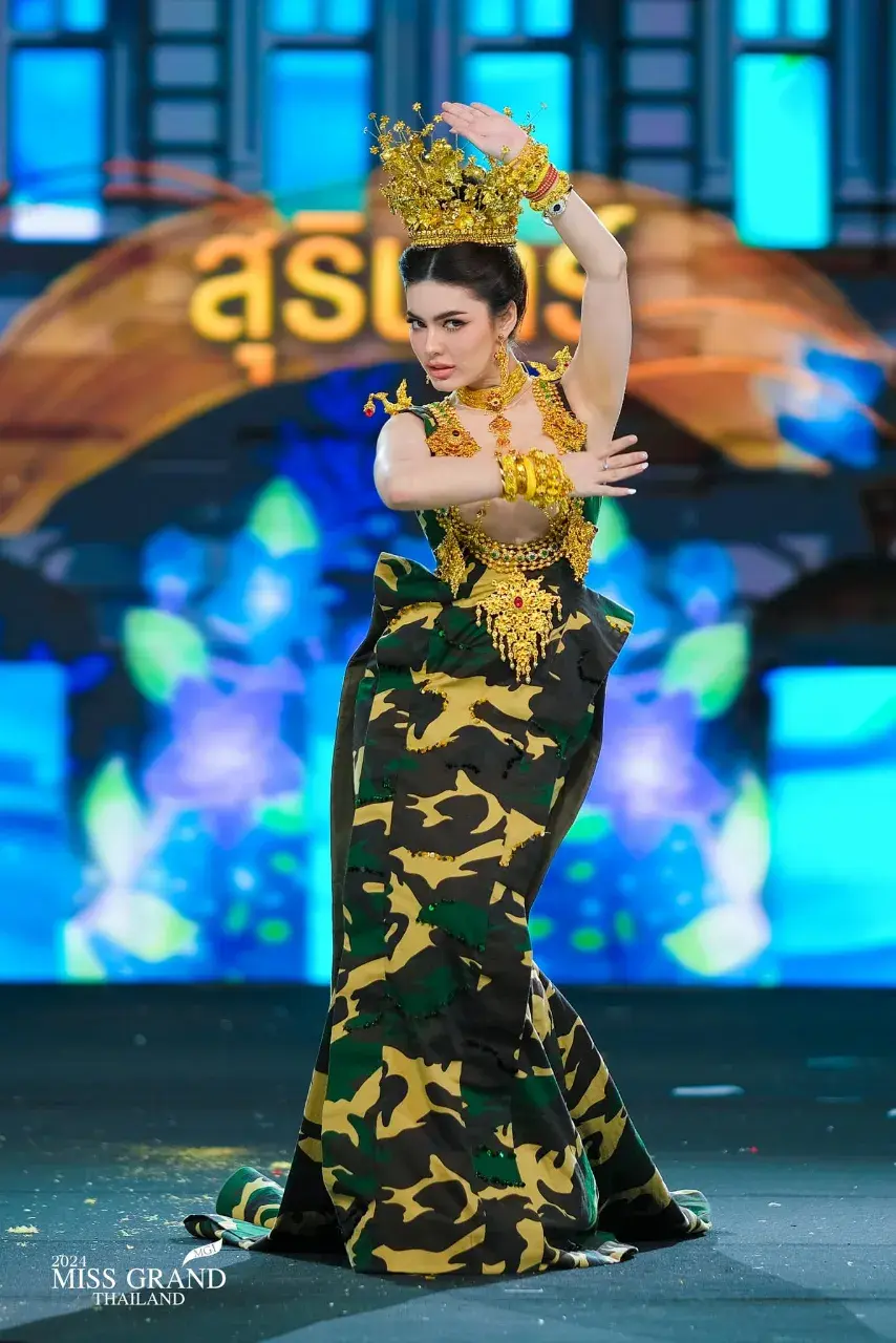 MGT69 #มิสแกรนด์สุรินทร์ ซาลิน่า ซาลิน่า ฮอด์จคีส  ชุด ขอได้-ไหว้รับ