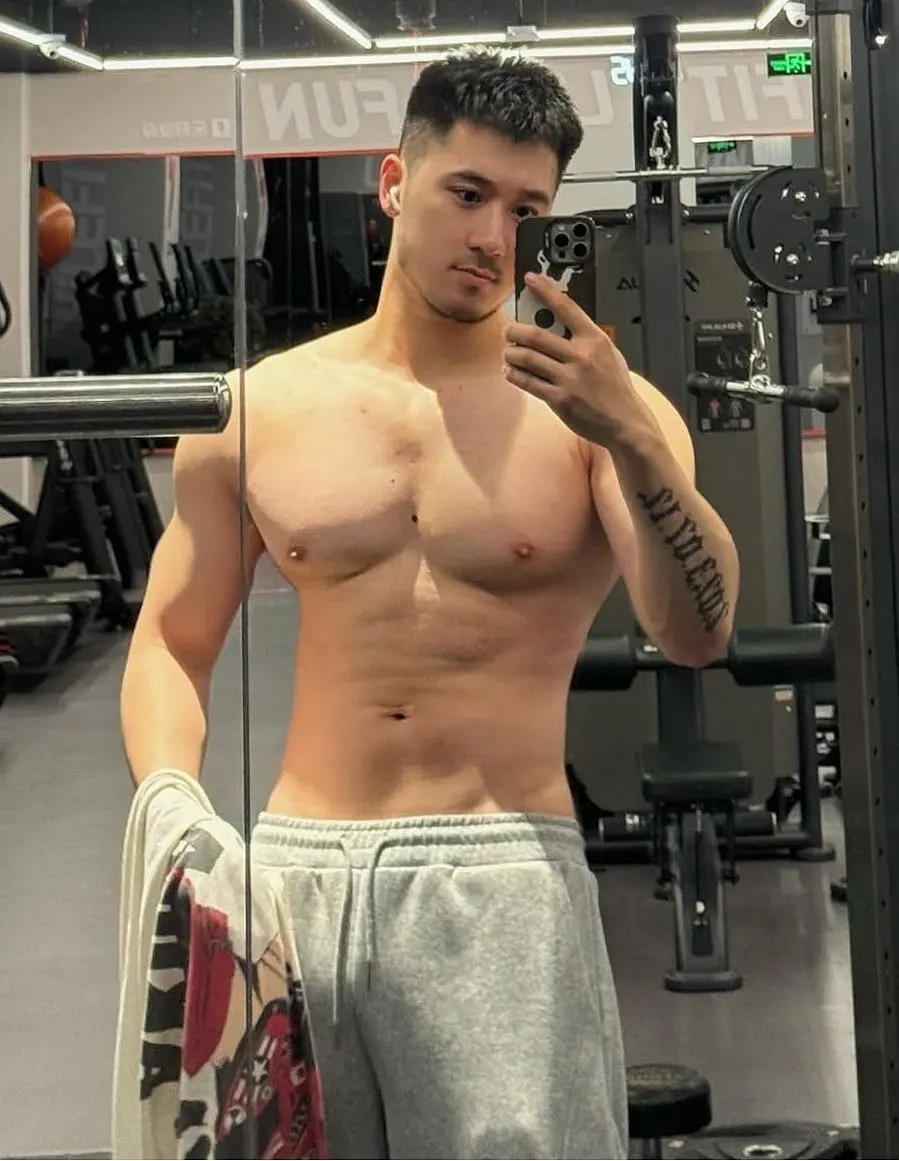 Cool GUY : 西岛君🐺Zech