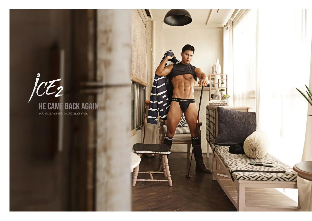 Photobook : ICE2 by COLLECTION