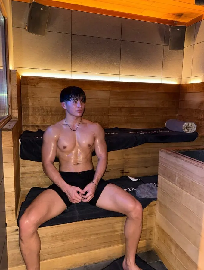 ถอดโชว์เรือนร่าง 2966