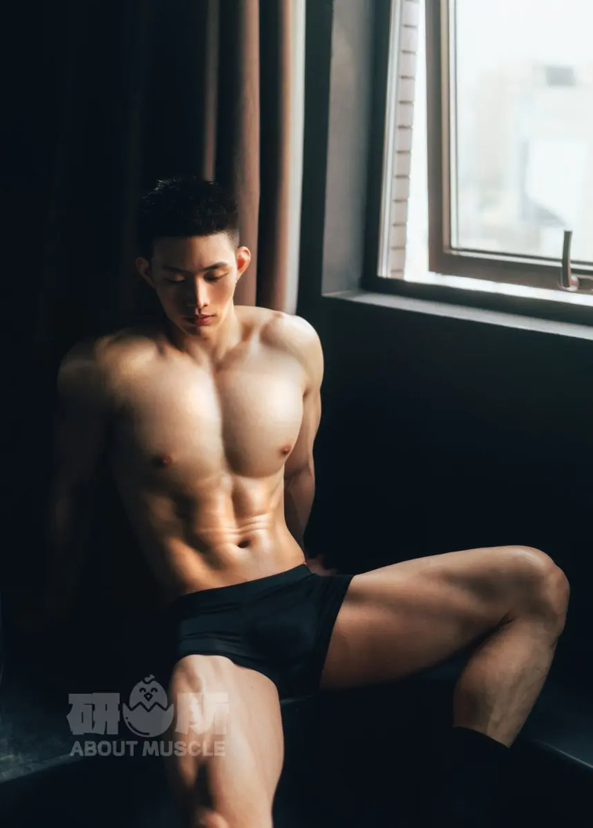 ถอดโชว์เรือนร่าง 2967