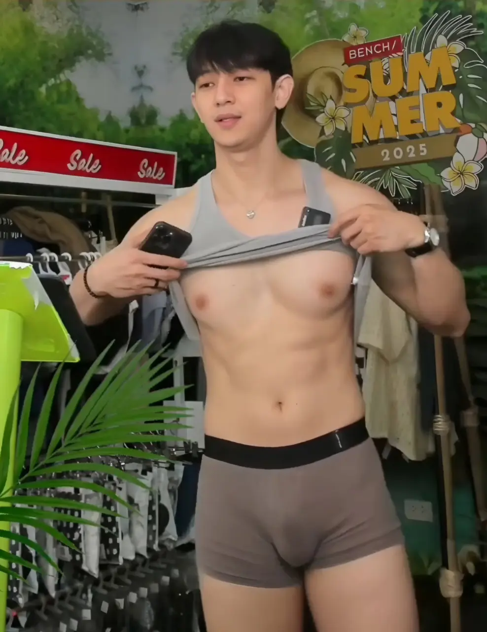 ถอดโชว์เรือนร่าง 2968