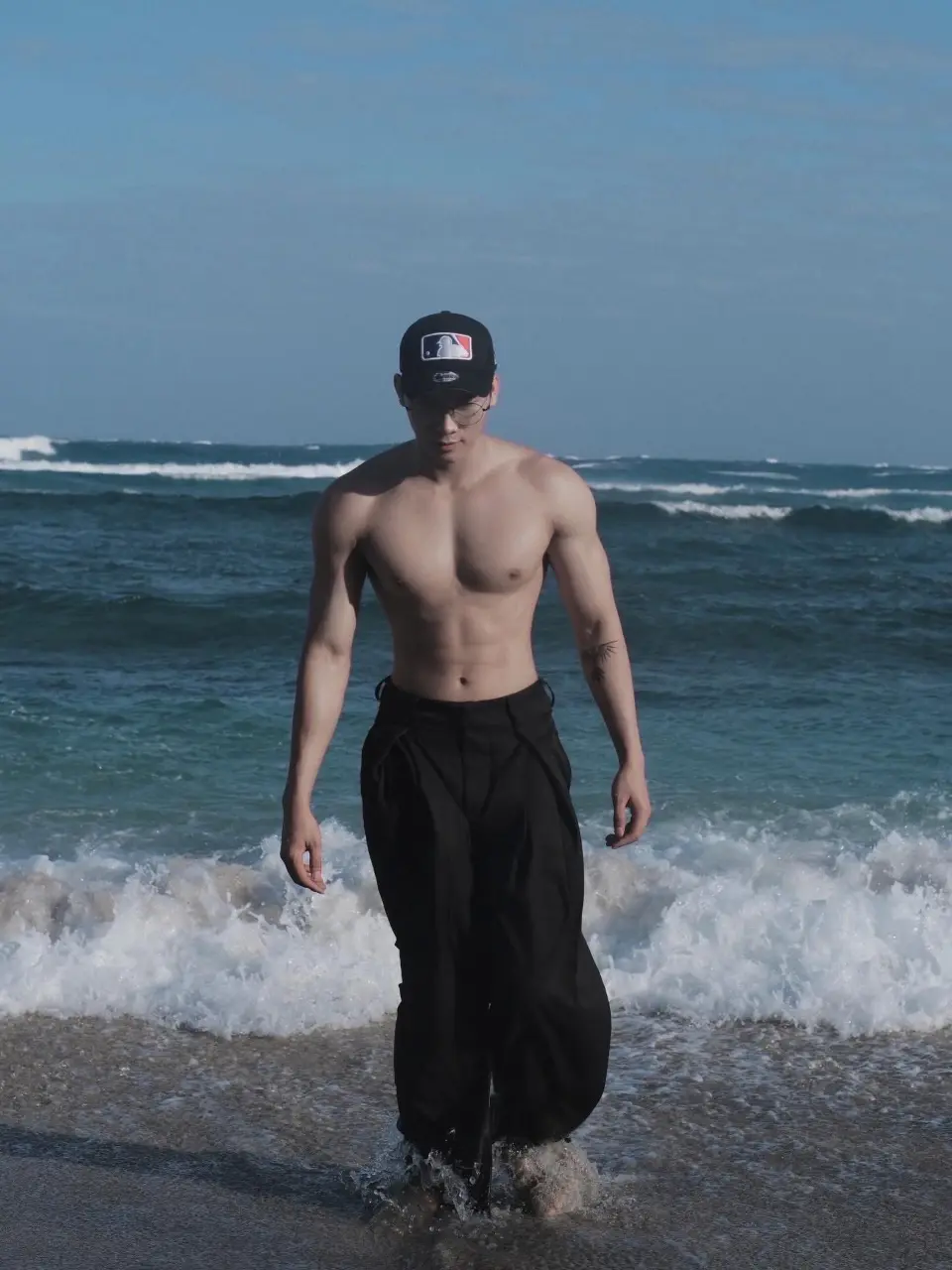 ถอดโชว์เรือนร่าง 2968