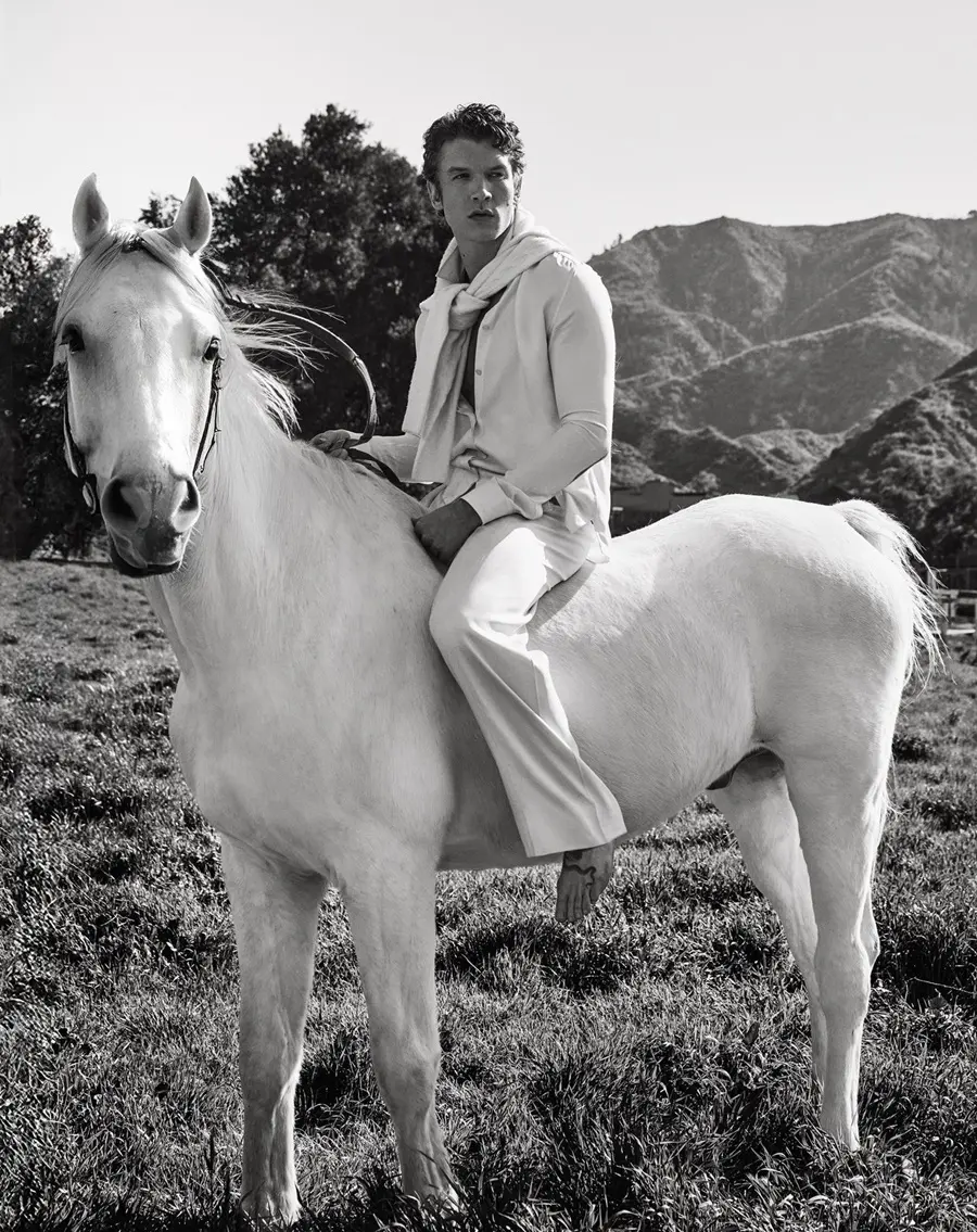 Connor Storrie @ VOGUE Adria March 2026