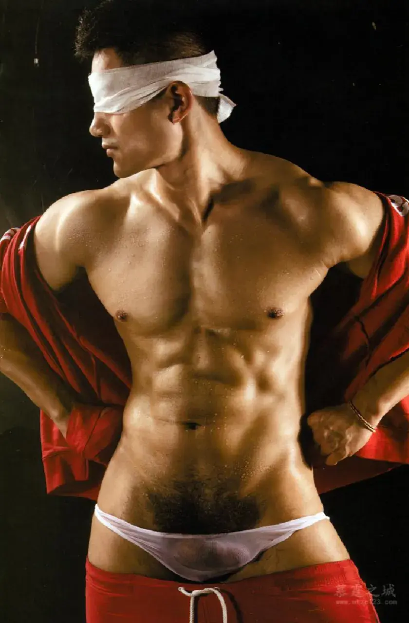 XIE ZIQIU - LANGUAGE OF MEN'S BODY