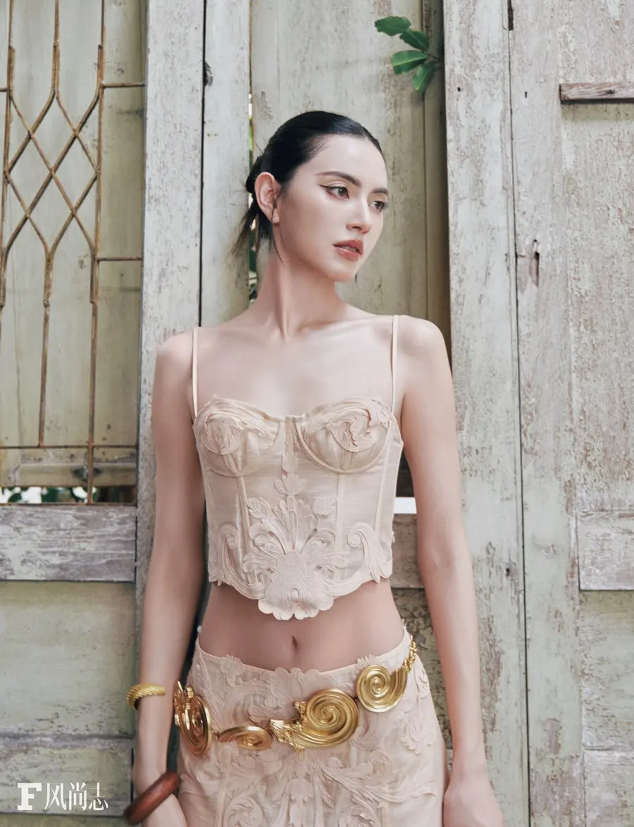 ใหม่ ดาวิกา @ F风尚志 China February 2026