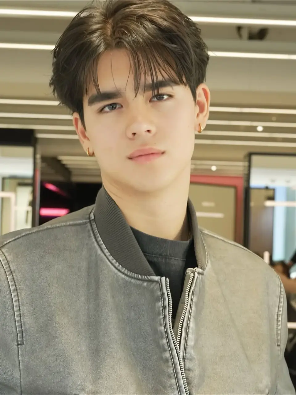 Recent photos of Jirayu Jack Tucker