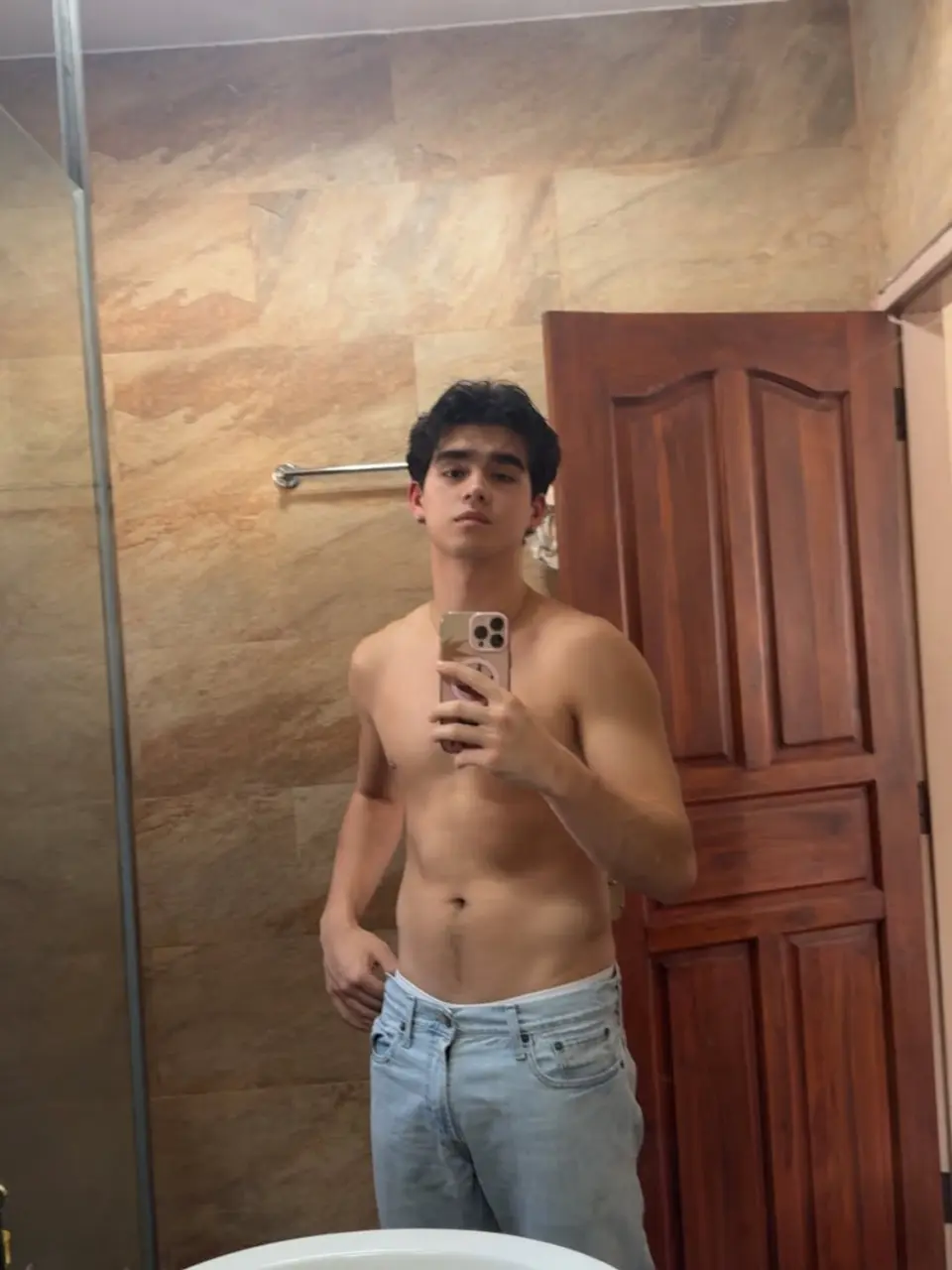 Recent photos of Jirayu Jack Tucker