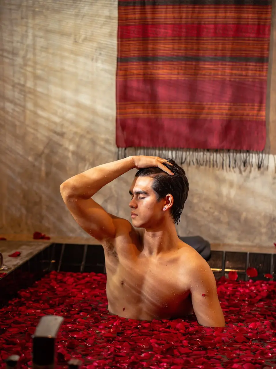 Recent photos of Jirayu Jack Tucker