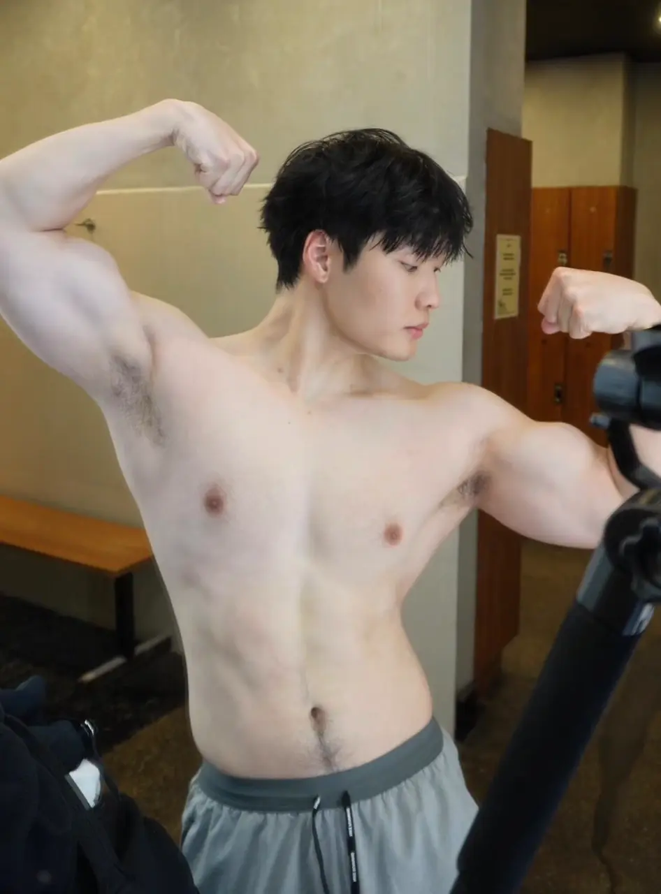 ถอดโชว์เรือนร่าง 2969