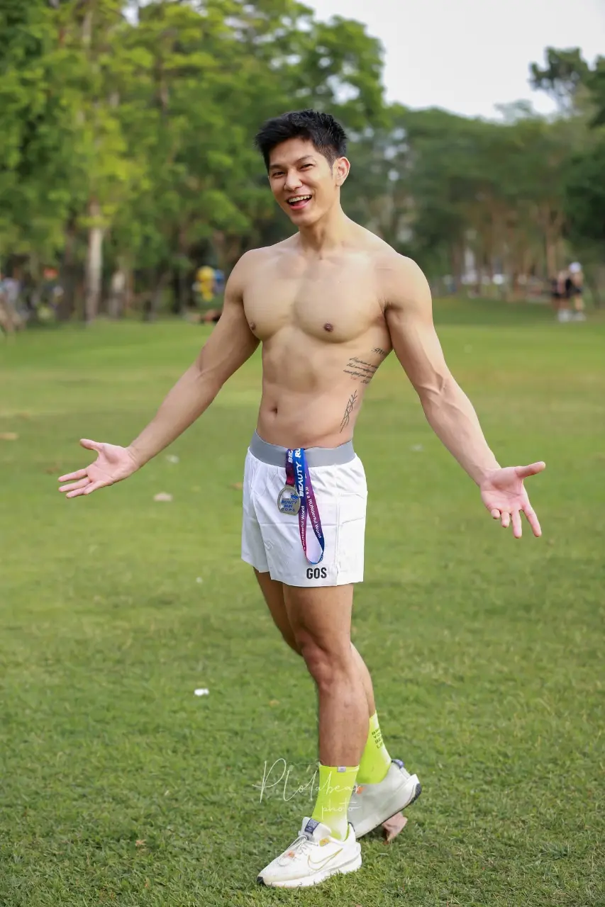 ถอดโชว์เรือนร่าง 2971