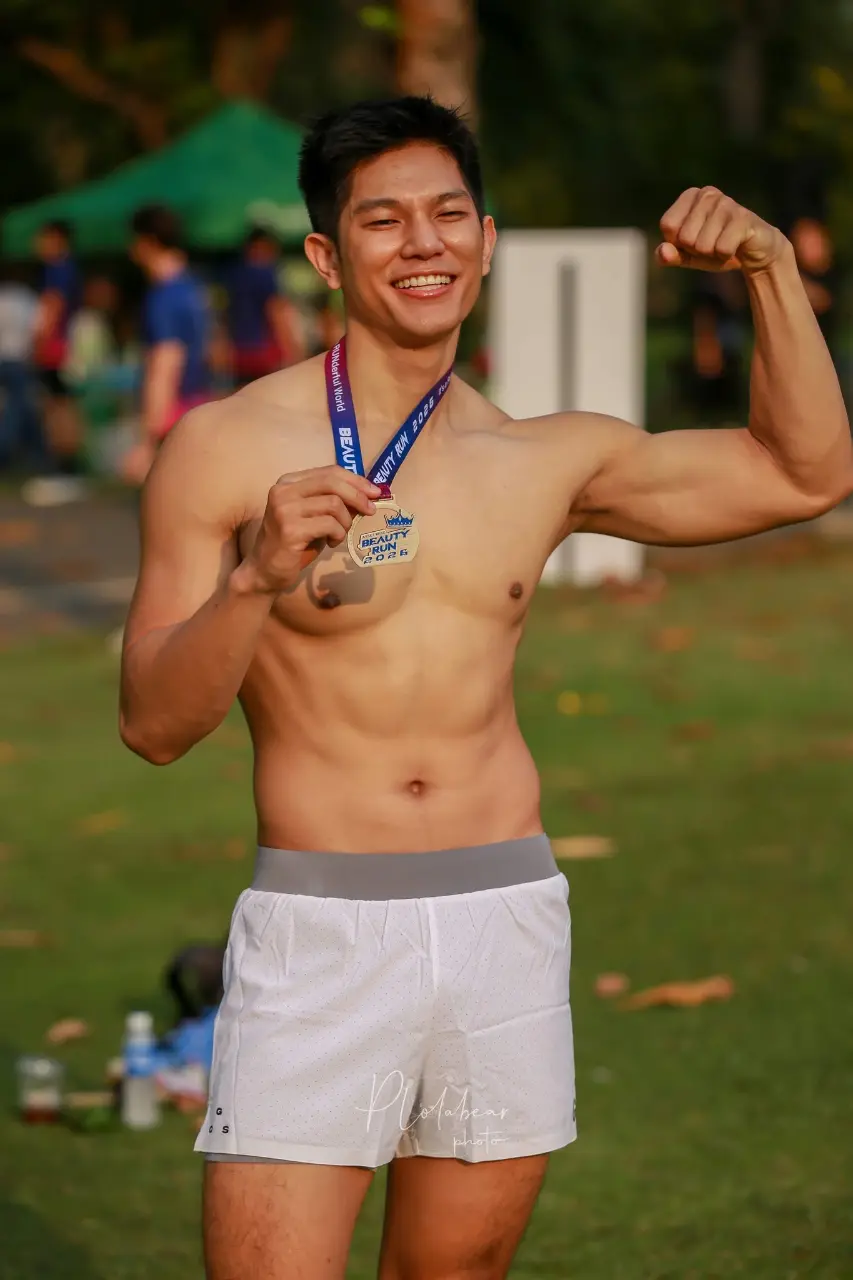 ถอดโชว์เรือนร่าง 2971