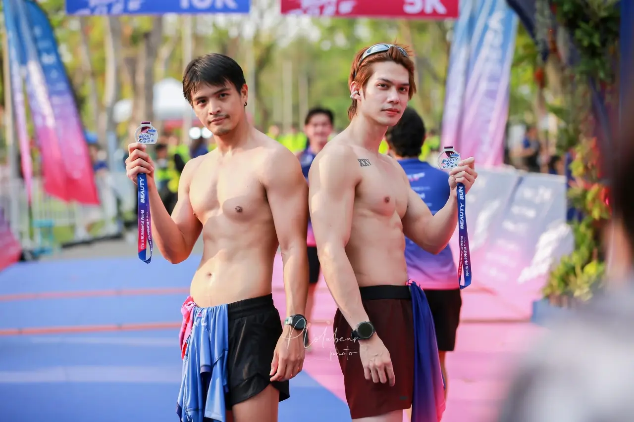 ถอดโชว์เรือนร่าง 2971