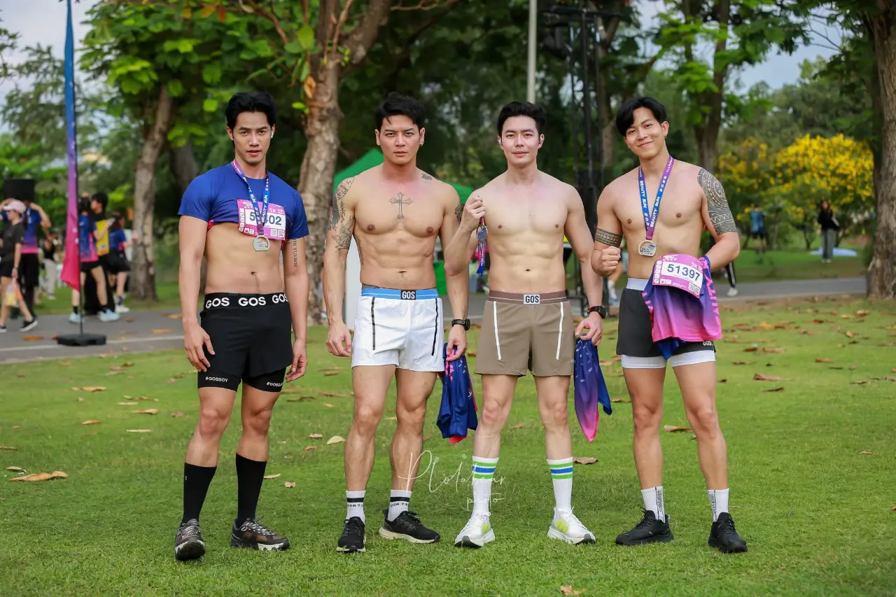 ถอดโชว์เรือนร่าง 2971