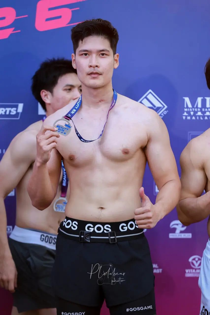 ถอดโชว์เรือนร่าง 2971