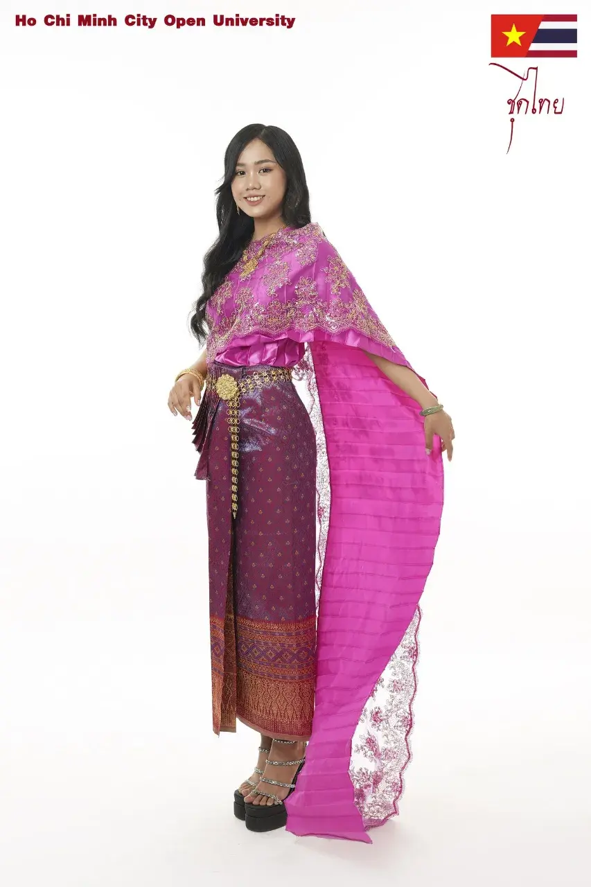 Vietnamese Students in Chud Thai 🇻🇳🇹🇭